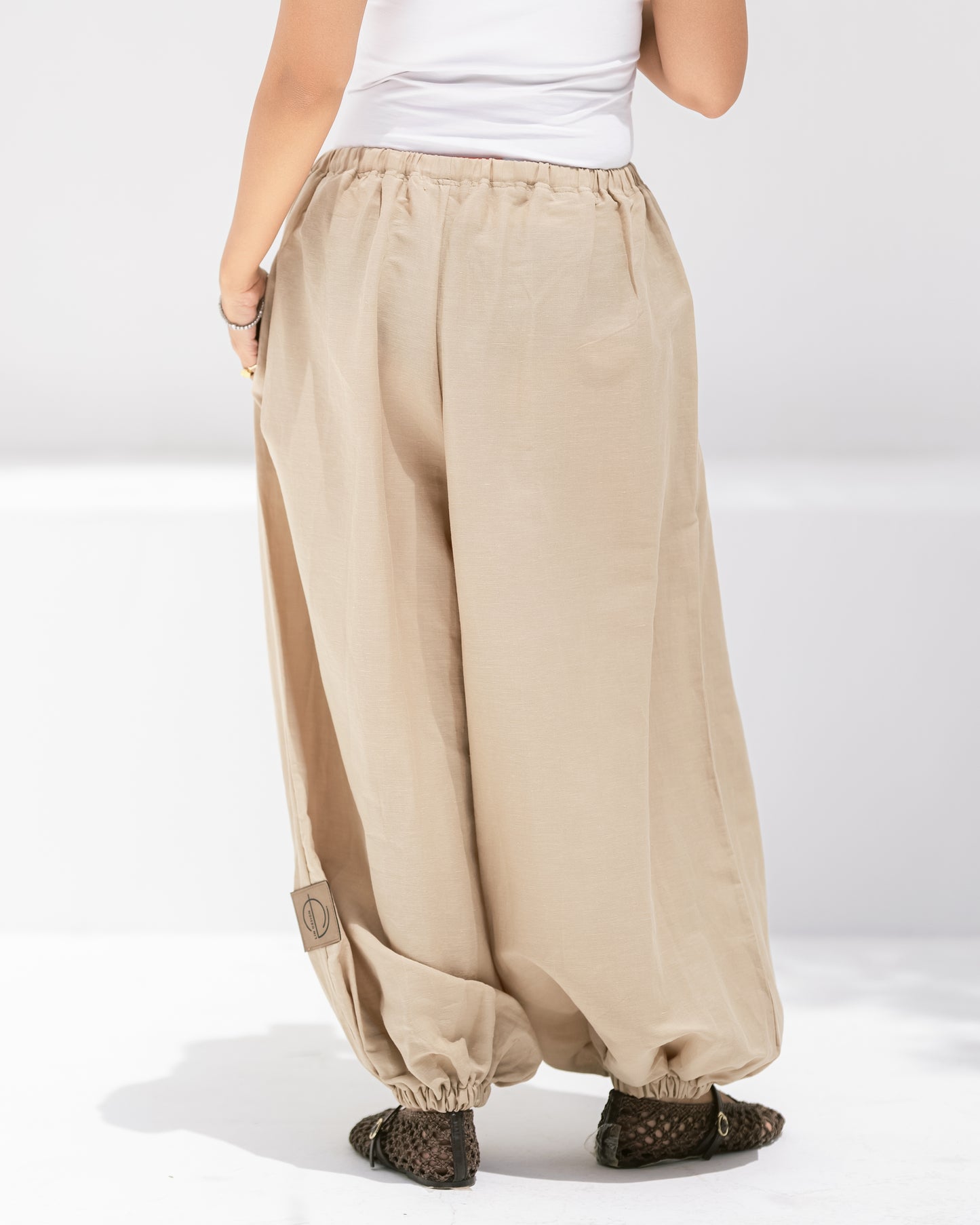 LINEN BALLOON PANTS