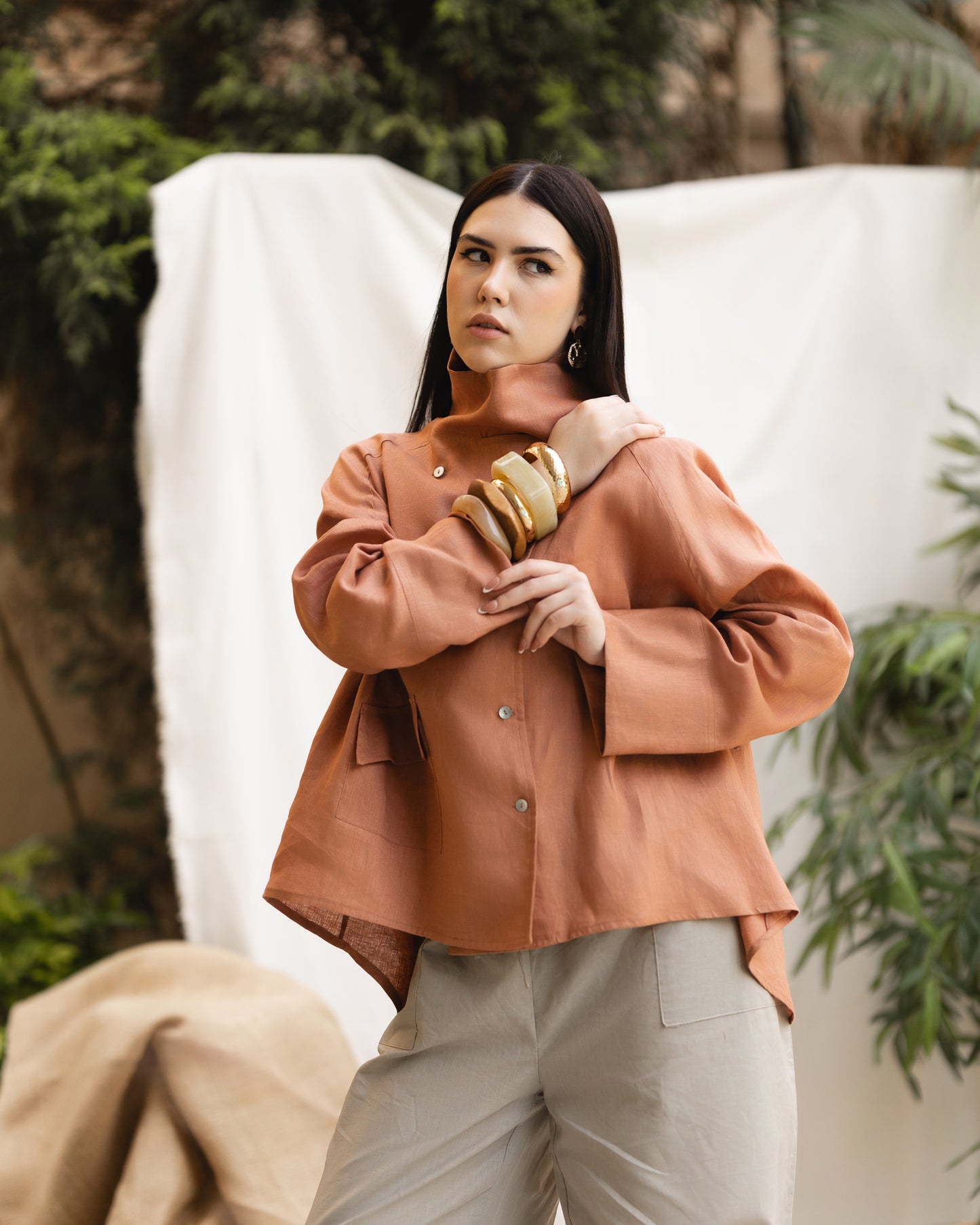 LINEN BLOUSE