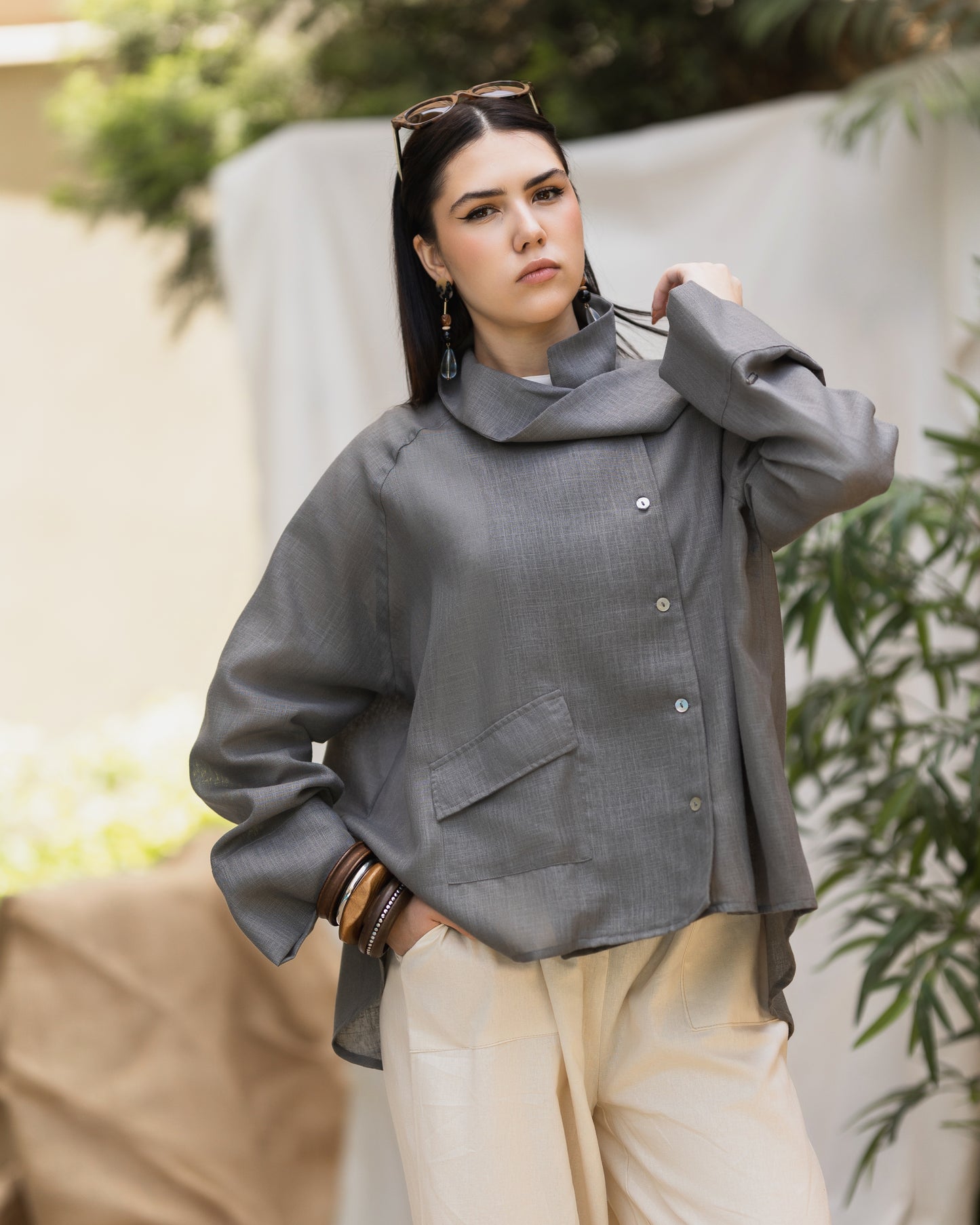 LINEN BLOUSE