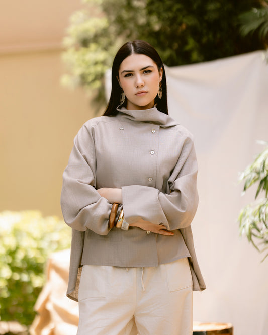 LINEN BLOUSE